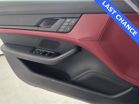 Used 2023 Porsche Taycan 4 Cross Turismo image 24