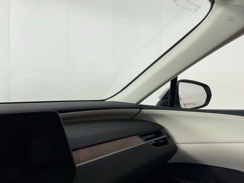 Used 2023 Lexus RX 350 Premium w/ Accessory Package (Z1) image 21