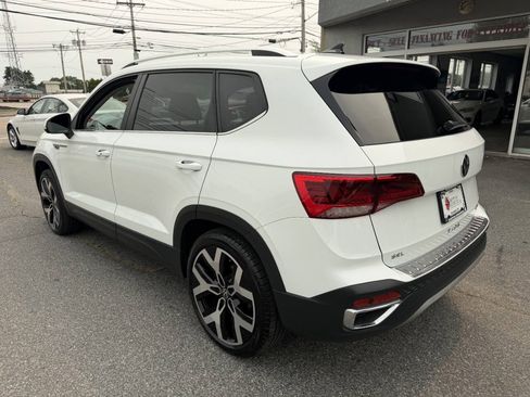 Used 2022 Volkswagen Taos SEL AWD/4WD image 5