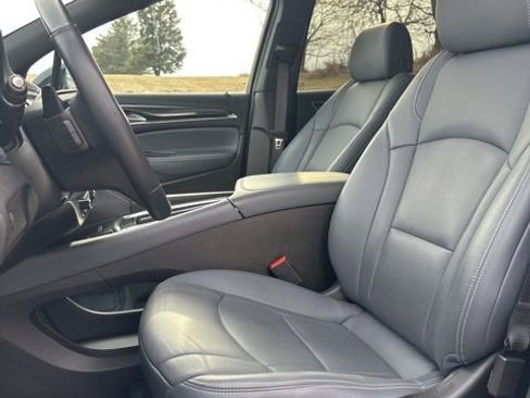 Used 2023 Buick Enclave Essence w/ Experience Buick Package image 34