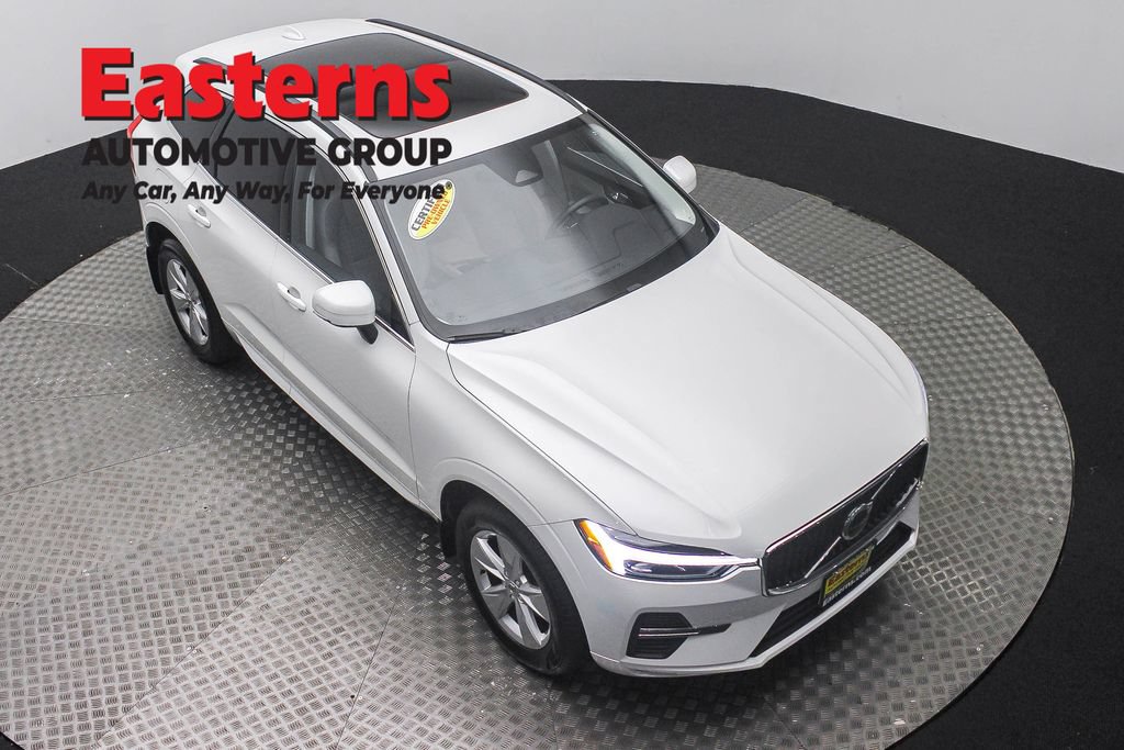 Used 2022 Volvo XC60 B5 Momentum AWD/4WD image 4