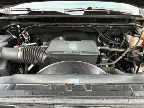 Used 2025 Chevrolet Silverado 2500 LT w/ Leather Package AWD/4WD image 39
