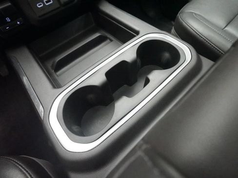 Used 2019 Chevrolet Silverado 1500 LTZ AWD/4WD image 11