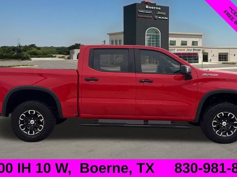 Used 2023 Chevrolet Silverado 1500 ZR2 w/ Technology Package AWD/4WD image 2