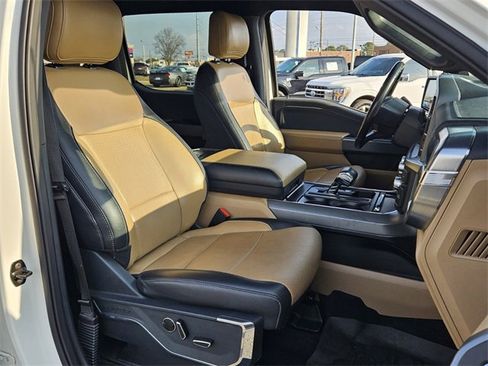 Used 2021 Ford F150 Lariat image 16