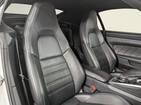 Certified 2021 Porsche 911 Turbo AWD/4WD image 23