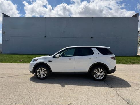 Used 2020 Land Rover Discovery Sport image 4