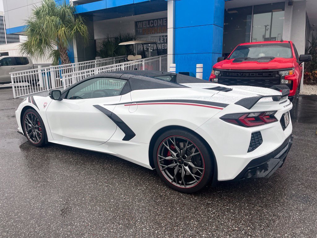 Used 2024 Chevrolet Corvette Stingray Premium Conv w/ Z51 Performance Package RWD image 6