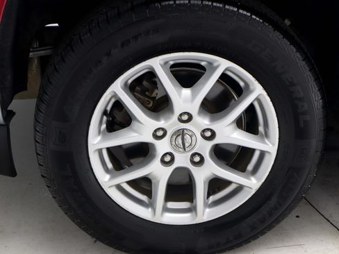 Used 2021 Chrysler Voyager Lxi FWD image 32
