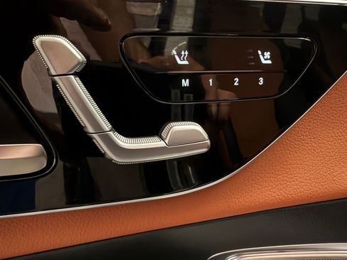 Certified 2023 Mercedes-Benz GLC 300 image 19