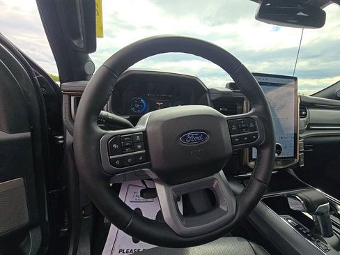 Used 2025 Ford F150 Lightning Lariat AWD/4WD image 15