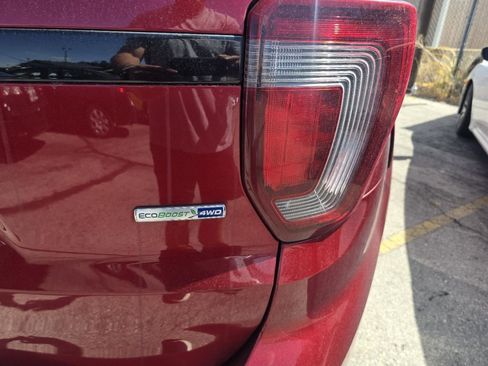Used 2017 Ford Explorer Sport AWD/4WD image 5