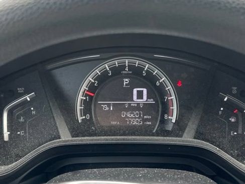 Used 2019 Honda CR-V LX image 6