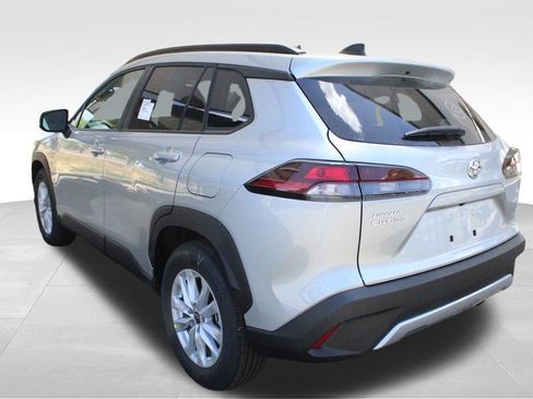 New 2026 Toyota Corolla Cross LE AWD/4WD image 10