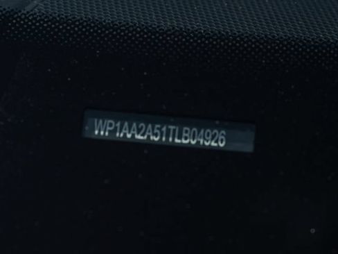 Certified 2026 Porsche Macan AWD/4WD image 31