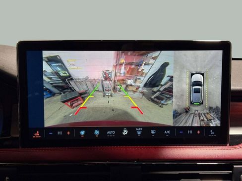 Certified 2023 Lincoln Corsair Reserve w/ Equipment Group 202A image 15