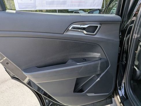 New 2026 Kia Sportage LX FWD image 42