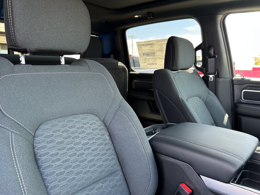 New 2026 RAM 1500 Big Horn AWD/4WD image 13