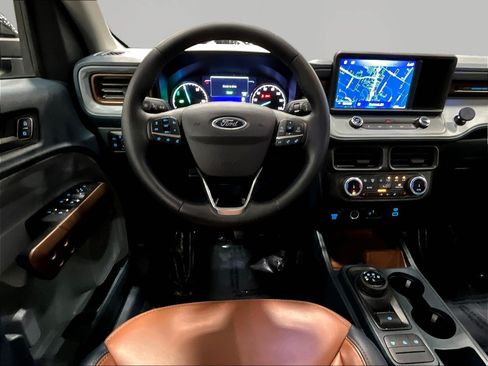 Used 2024 Ford Maverick Lariat FWD image 9