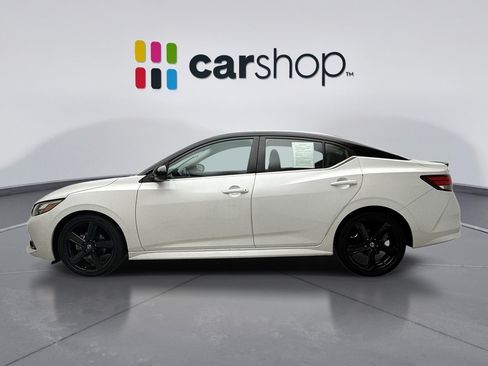 Used 2023 Nissan Sentra SR w/ Midnight Edition Package FWD image 2