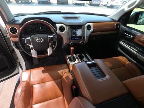 Used 2019 Toyota Tundra Platinum AWD/4WD image 19