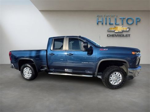 Used 2022 Chevrolet Silverado 2500 LT w/ Convenience Package image 3