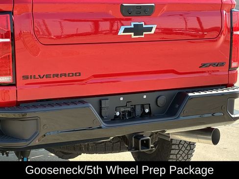 Used 2026 Chevrolet Silverado 2500 ZR2 w/ LPO, Dark Essentials Package image 7