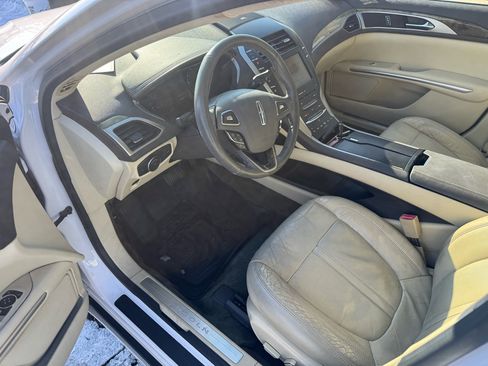Used 2014 Lincoln MKZ w/ Equipment Group 102A Reserve image 10