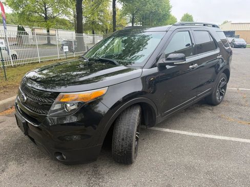 Used 2014 Ford Explorer Sport w/ Equipment Group 401A AWD/4WD image 3