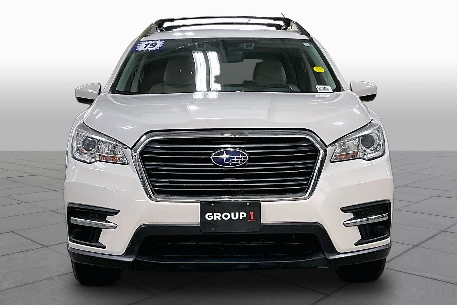 Used 2019 Subaru Ascent Premium AWD/4WD image 4
