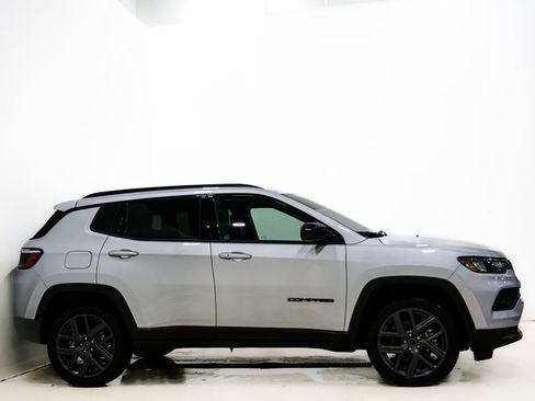 New 2026 Jeep Compass Latitude image 4