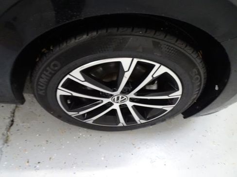 Used 2024 Volkswagen Jetta Sport FWD image 25