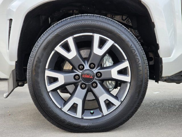 Certified 2026 Toyota 4Runner TRD Sport Premium AWD/4WD image 8