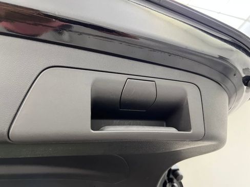 Used 2024 Buick Envision Sport Touring image 35