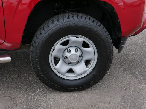 Used 2023 Toyota Tacoma SR AWD/4WD image 15