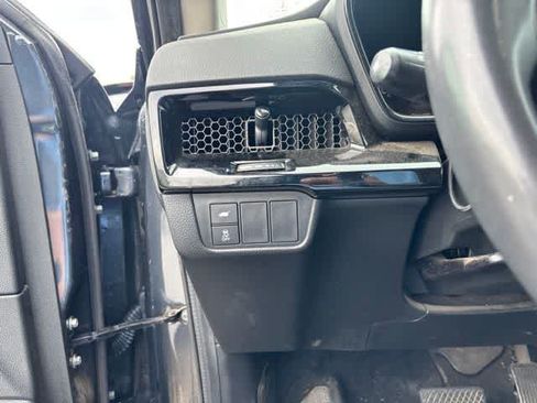 Used 2024 Honda CR-V EX-L image 10
