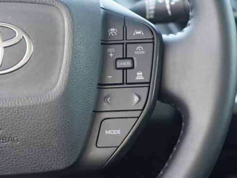 Used 2024 Toyota Prius LE image 15