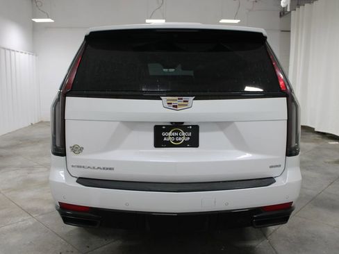 Used 2021 Cadillac Escalade Sport Platinum image 8