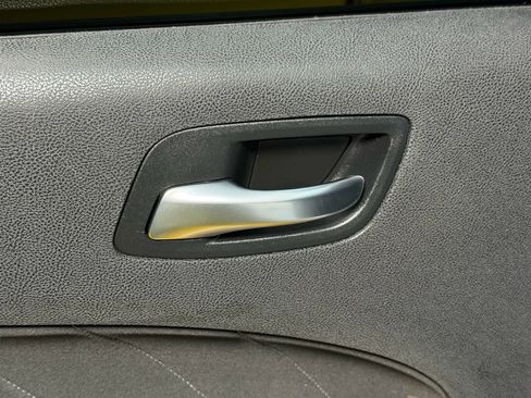 Used 2016 Dodge Charger R/T w/ Navigation & Travel Group image 18