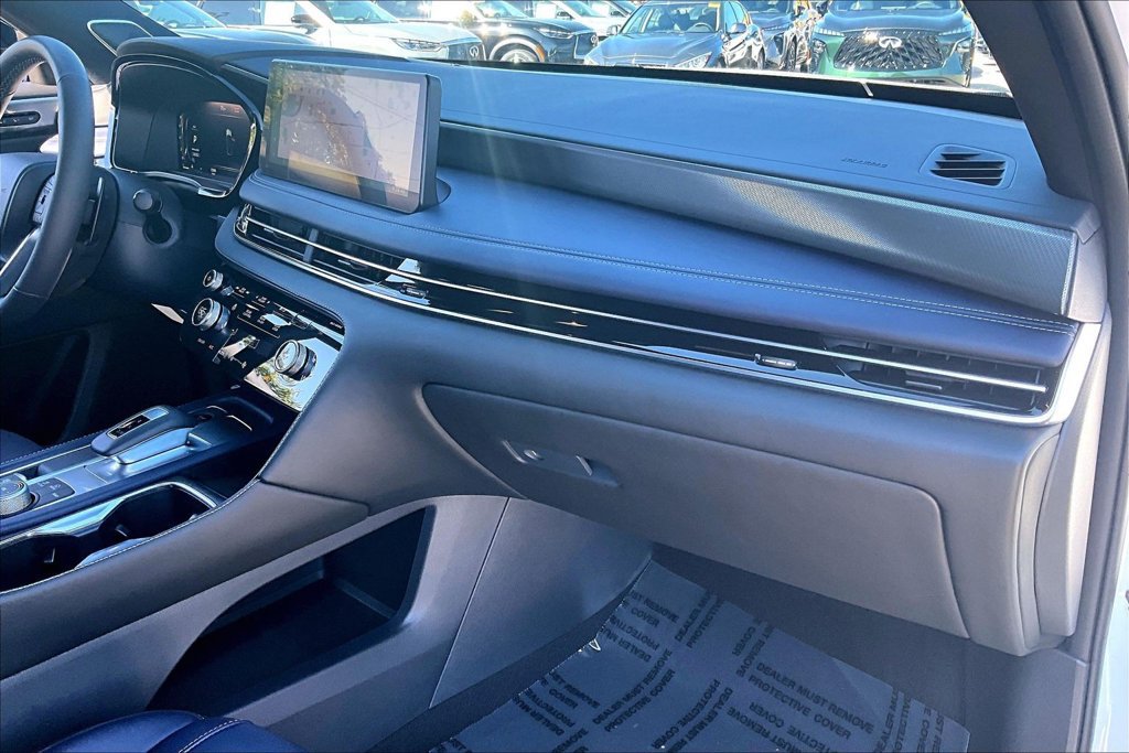 Certified 2027 INFINITI QX60 Sport w/ Dark Cargo Package AWD/4WD image 25