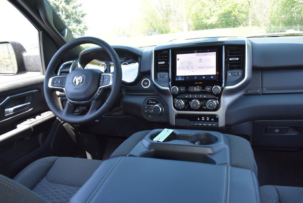New 2026 RAM 1500 Big Horn AWD/4WD image 27