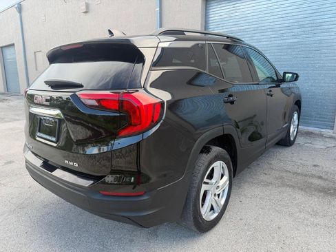 Used 2019 GMC Terrain SLE w/ Driver Convenience Package AWD/4WD image 10