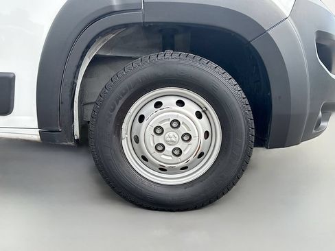 Used 2023 RAM ProMaster 2500 FWD image 10