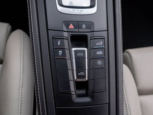 Certified 2023 Porsche 718 Boxster GTS RWD image 21