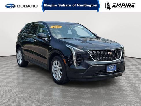 Used 2022 Cadillac XT4 Luxury w/ Cold Weather Package AWD/4WD image 1