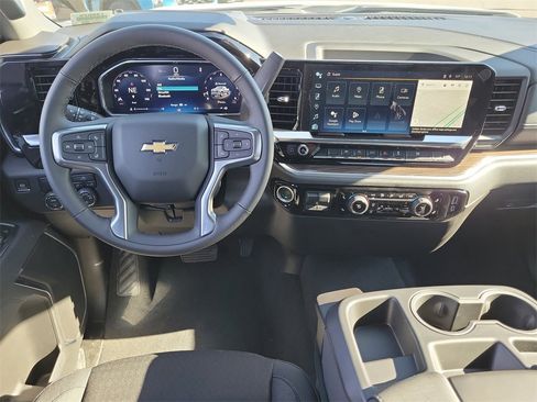 New 2026 Chevrolet Silverado 1500 LT image 4