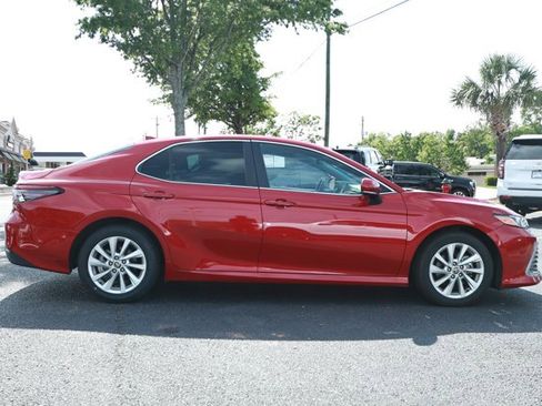 Used 2024 Toyota Camry LE w/ Convenience Package FWD image 4