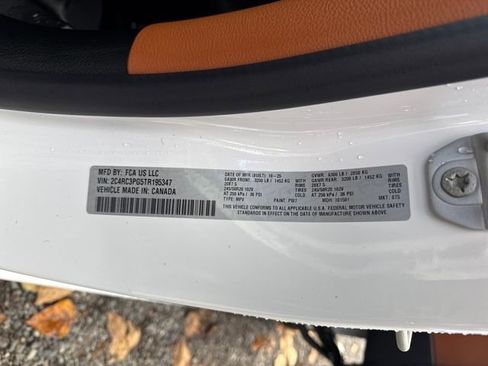 New 2026 Chrysler Pacifica Pinnacle image 17