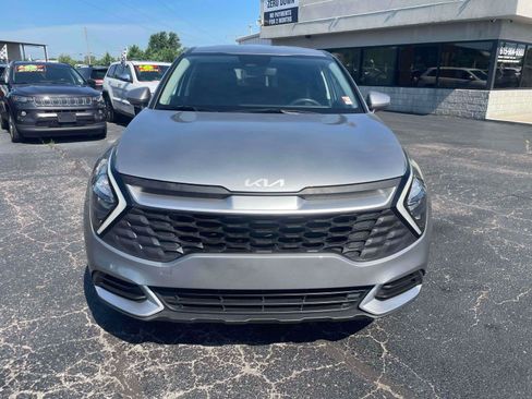 Used 2021 Ford Escape SE w/ Convenience Package AWD/4WD image 2