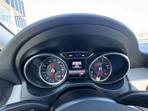 Used 2019 Mercedes-Benz GLA 250 4MATIC image 24